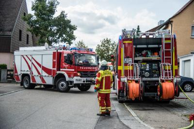 Denkendorf: Pkw knallt gegen Hauswand und rammt anderen Pkw - 4 Verletzte